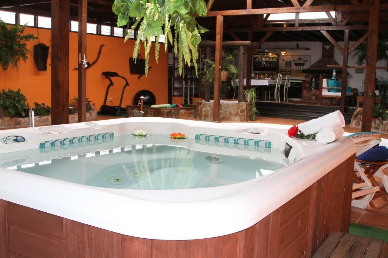 Villa Spa Las Tinajas Triquivijate Eksteriør billede